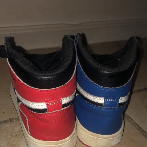 Reason’s - Picture 4 of 4